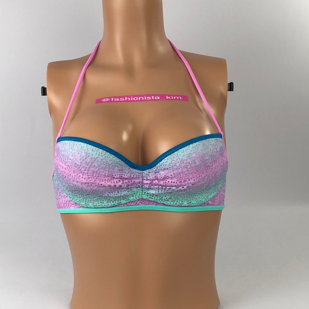 🆕😍 Victoria’s Secret getaway halter swim top